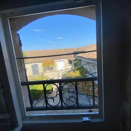 Holiday home Charmante Location Avec Piscine Partagee A L'aven 60 M²tr *